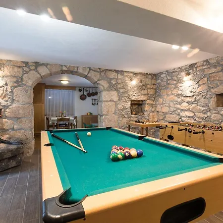 House Azul With Shared Swimming Pool And Jacuzzi